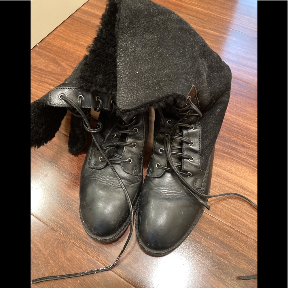 Via Spiga Black Leather Lace Up Boots